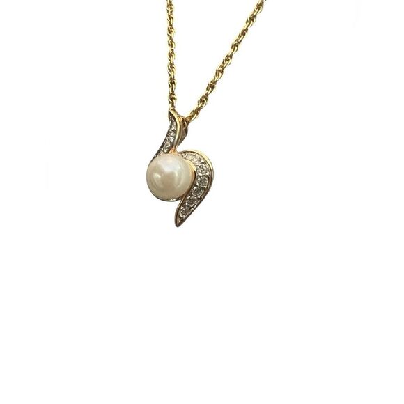 NINA RICCI Pearl & Rhinestone Pendant Necklace - Picture 4 of 9